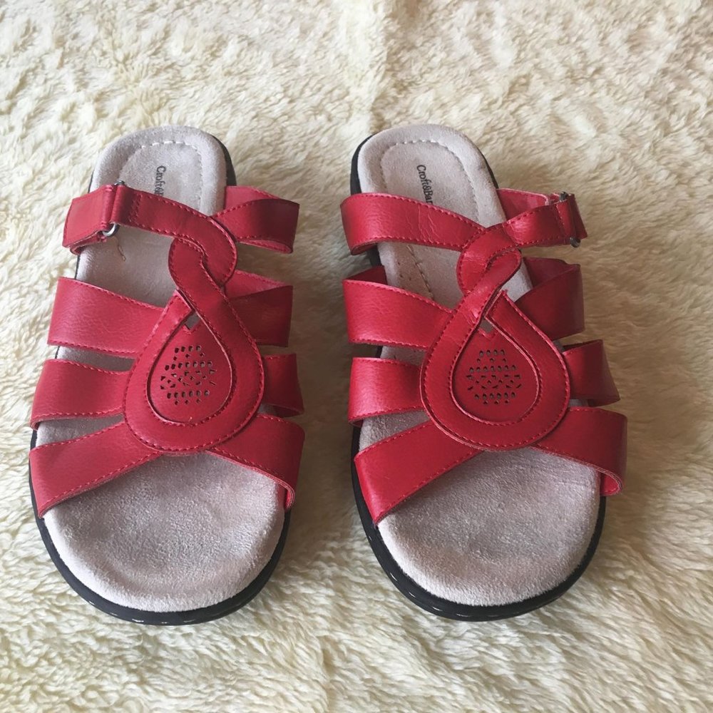 Sz 10 Med Red Croft and Barrow Slip on Sandals NEW
